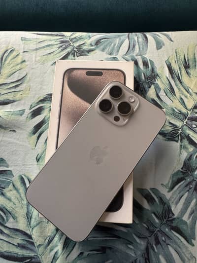 Iphone 15 pro max 256 PTA