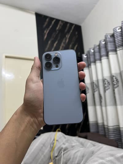 iPhone 13pro 10/10 non pta 84% health uk model