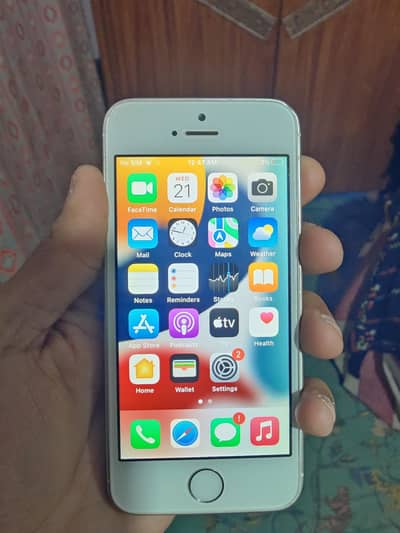 iPhone se 2016 128gb all ok Hai koi misla nhi Hai