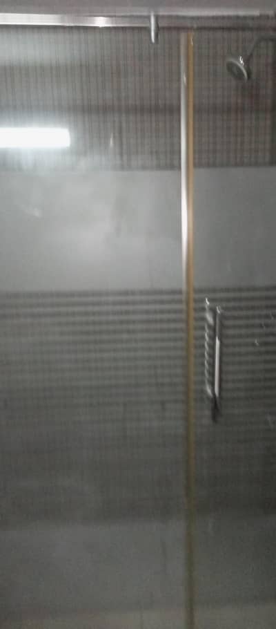 5 Marla hall prime location Faisal town main road for rent