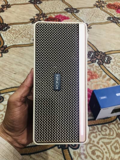 Ronine R-3035 speaker