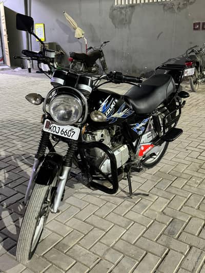 SUZUKI GS 150 SE 2021 03131271318