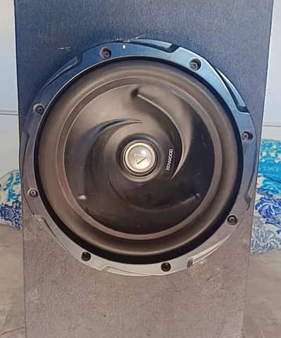 Kenwood woofer for car