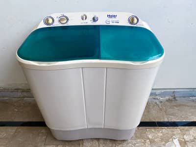 Haier 8KG Twin Tub Washing Machine with Dryer – Great Condition
