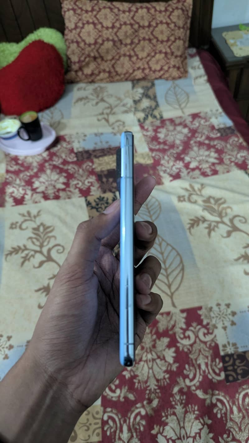 Google Pixel 8 Pro 3