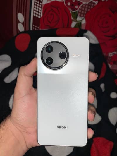 Redmi k80 12/512 GB White Condition 10/10 with 67w Charger