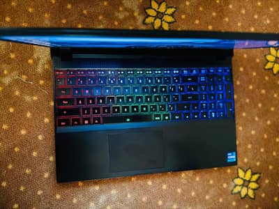 Aorus 5 se4 gaming laptop