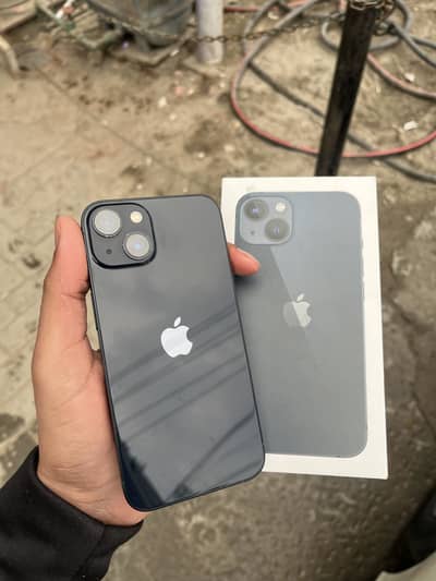 iPhone 13 Factory unlock with box