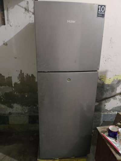 Haier refrigerator (fridge) medium size