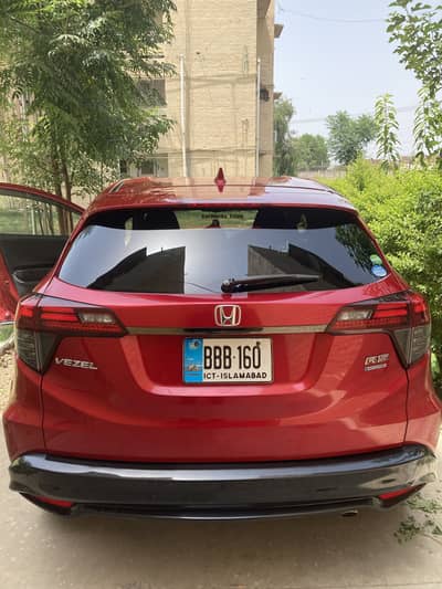 Honda Vezel RS Honda Sensing 2019
