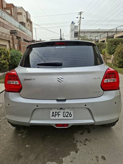 suzuki swift GLX
