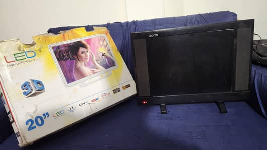 LED for sale 20 inch like a new thing 03104864807
