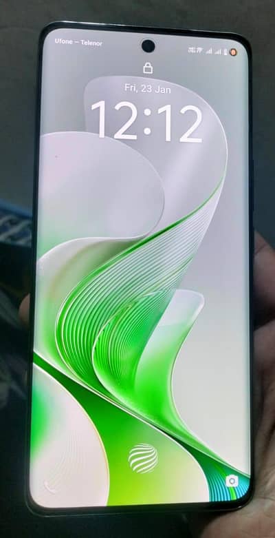 Vivo v40e condition 10/10  3 maheene kee warranty bee he
