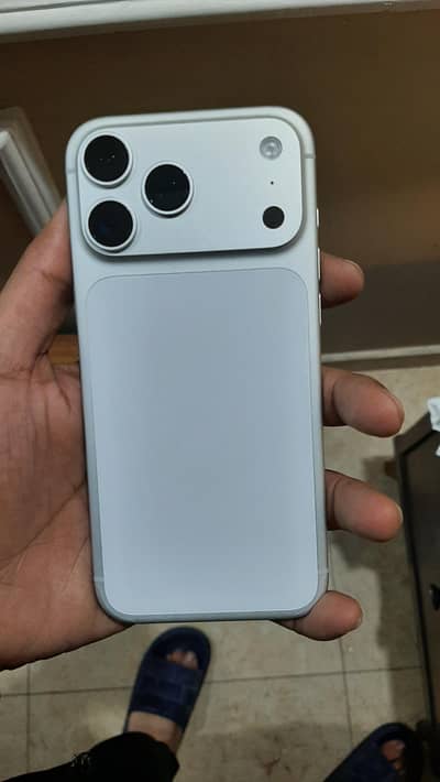 iphone 17 pro max jv  256 gb lla 2 cycles