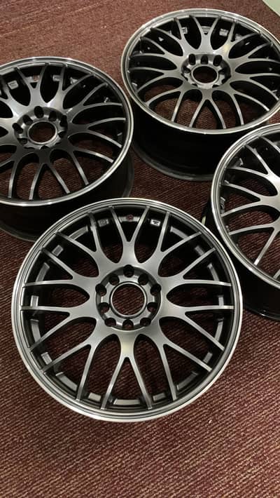 16 inches alloy wheels