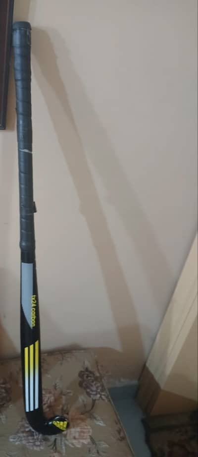 TX24 carbon original hockey made with fiber.