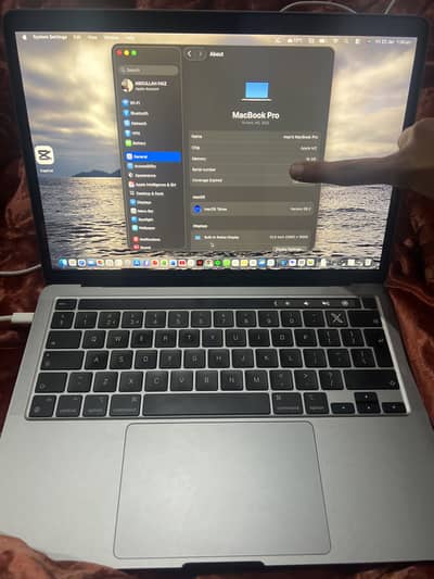 Macbook pro M2 16 GB Ram 256gb rom 13 inch  with touch bar