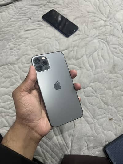iPhone 12 pro 256gb  MDM