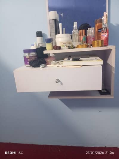 dressing table