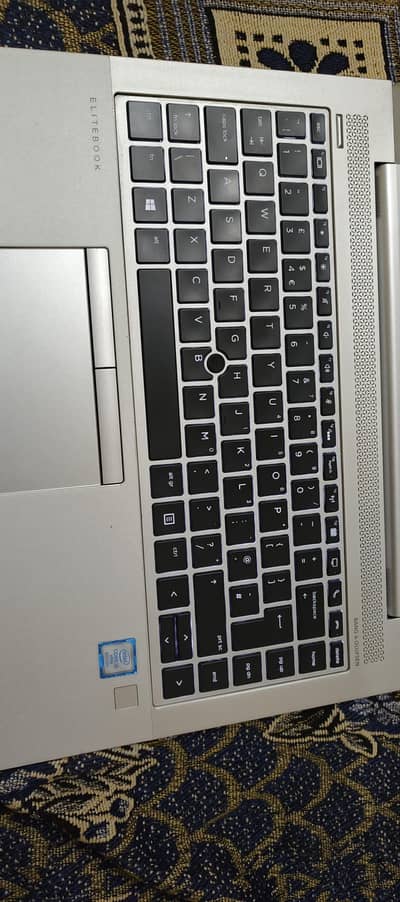 HP elitebook 840 g5