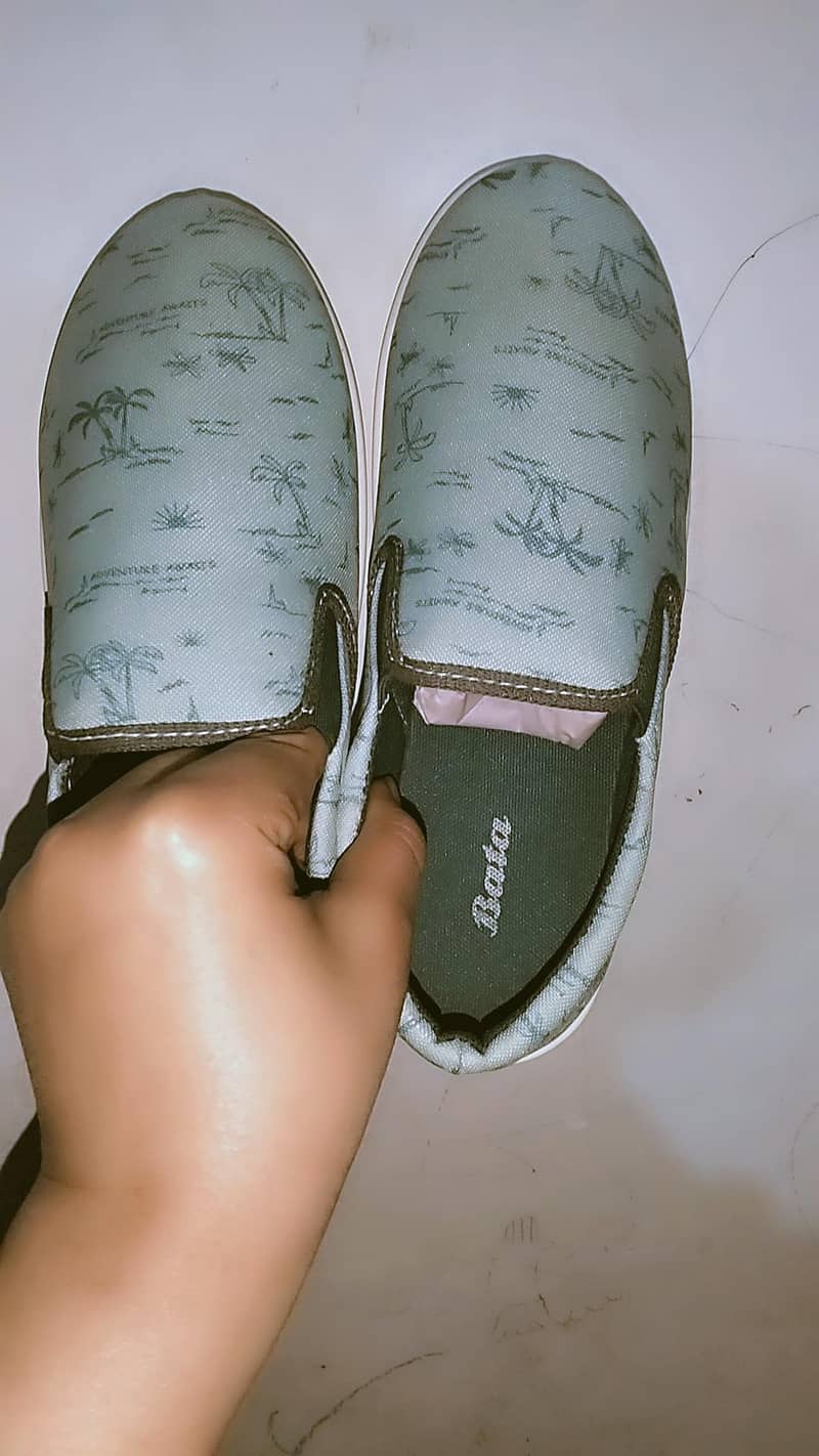 Bata shoes 0