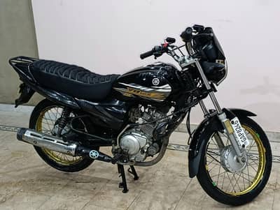 YAMAHA YB125Z  FOR SALE