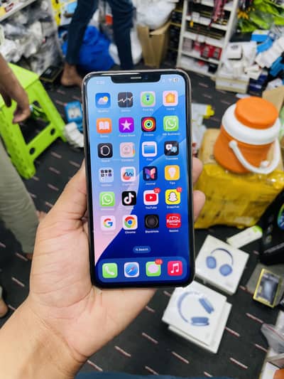 11 Pro Max pta water pack 256gb