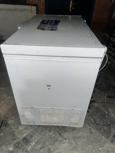 Dawlance (invertor) freezer