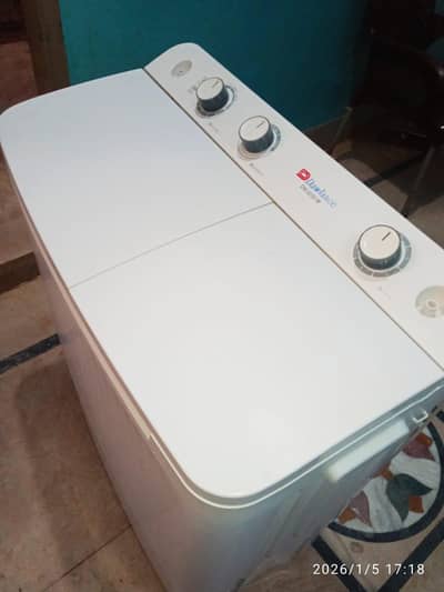 Dawlance washing machine twin tub model number DW-6550