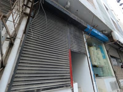 Spacious 940 Square Yards Shop Available For sale In Bukhari Commercial Area
