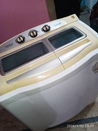 Kenwood washing machine twin tub model number KWM-920SA
