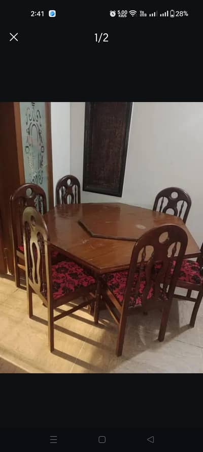 dinning table with 6 chairs