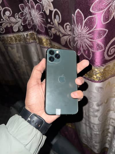 Iphone 11 Pro Approved (with box)