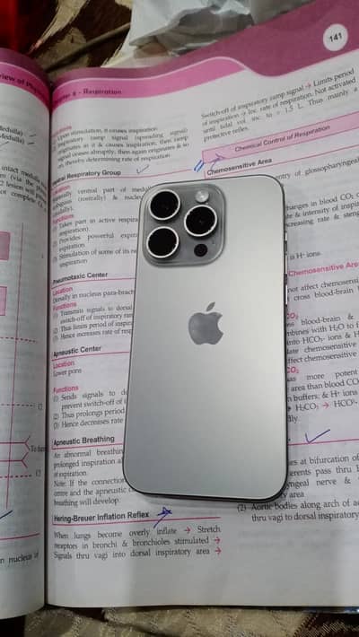 Apple iPhone 15 Pro