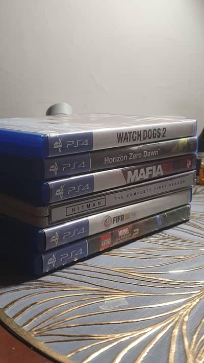PlayStation 4 games in excellent condition