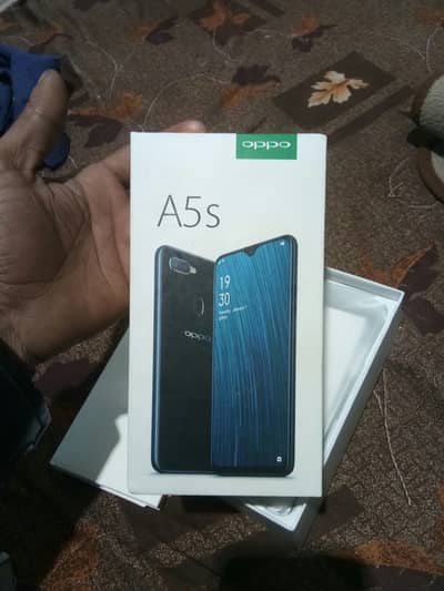 new mobile ha pora  new ha  sab ok ha box ha