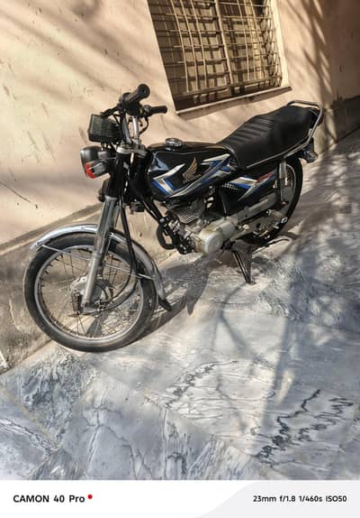 Honda 125 black  model 2024