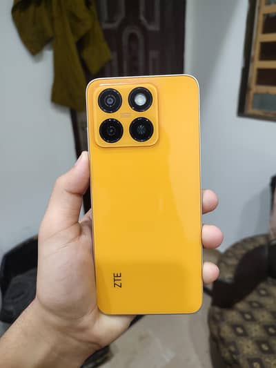 ZTE blade a55 box pack phone with daba 4/128 80 w charger