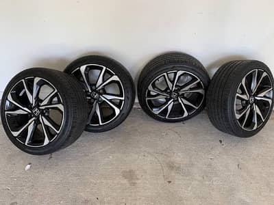 Honda si 18 inch rims with tyres