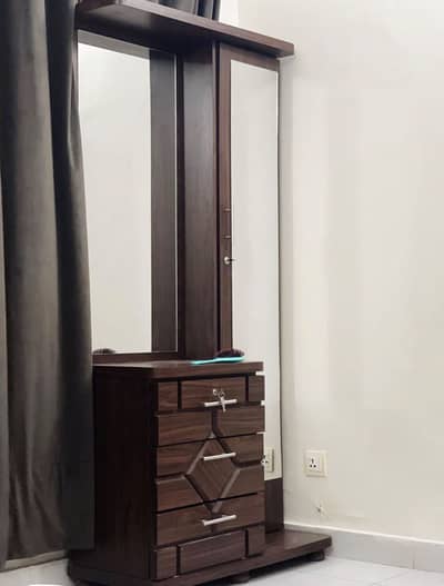 Dressing Table with drawers & cabinet