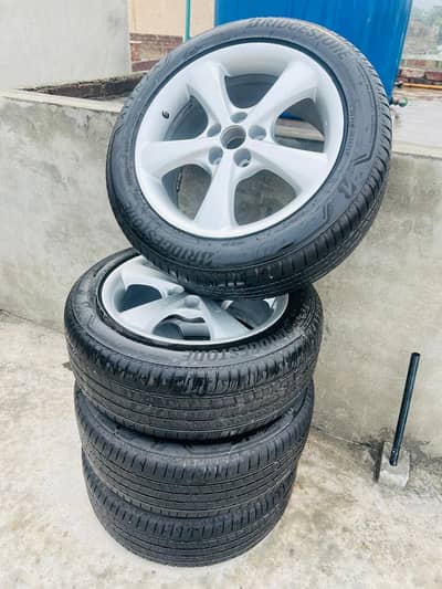 235/55/R18 Bridgestone Alenza Tires