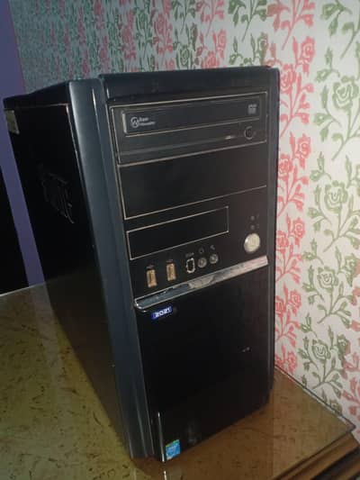 i5 4th gen Tower Pc 8/500 with asus motherboard