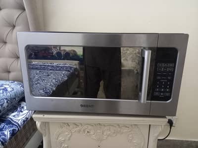 Orient Steak 62D Solo Microwave Oven – 62L (Very Less Used)