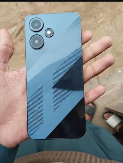 Infinix Hot 30 play Dual sim exchange possible