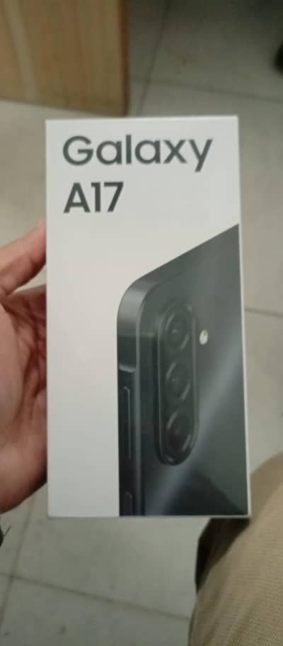 samsung galaxy A17 8gb ram 256gb memory BLACK