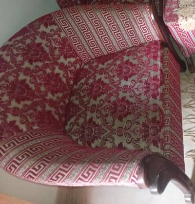 15000 ka five sitar sofa set hea