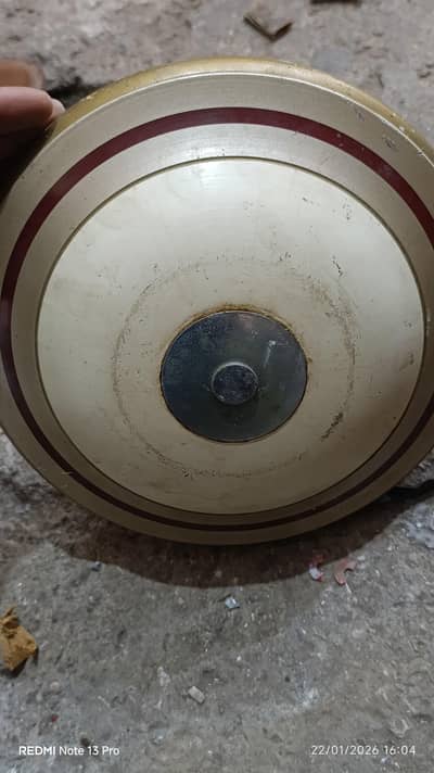 3 adadd pankhay bhari waly kmal fans all ok hn 3no