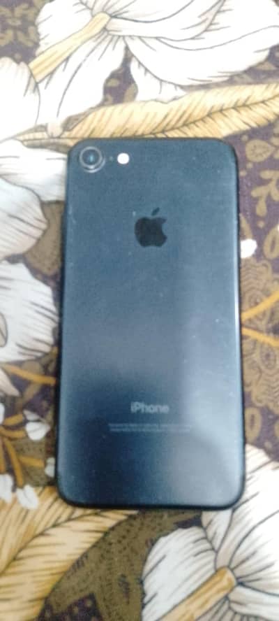 urgent sale iphone 7
