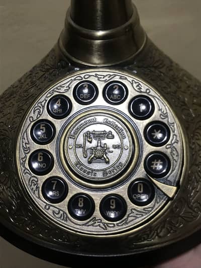 Paramount Collection Telephone- Classic Series.