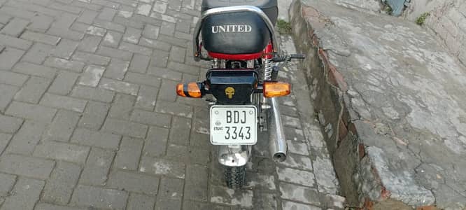 new united 70cc bike for sale call me 03184496576